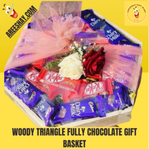 WOODY TRIANGLE FULLY CHOCOLATE GIFT BASKET