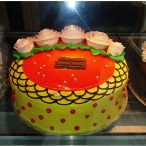 RED AND YELLOW FLAVOR TWO POUND CREAM CAKE